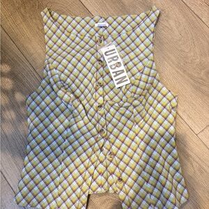 NWT: Kimchi Blue/ Urban Sleeveless Plaid Button-Front Top: size small ( $89 )
